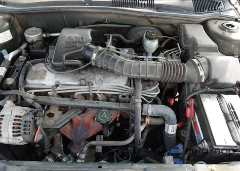 2000 Chevrolet Cavalier from USA, damaged, VIN 1G1JC5240Y7453149